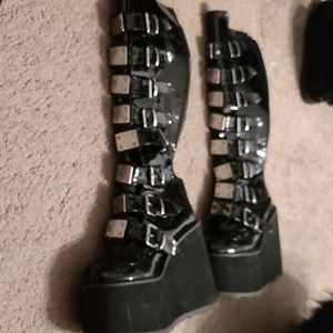 Platform boots (Re-list.)